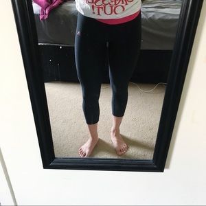 Adidas crop leggings (21”)